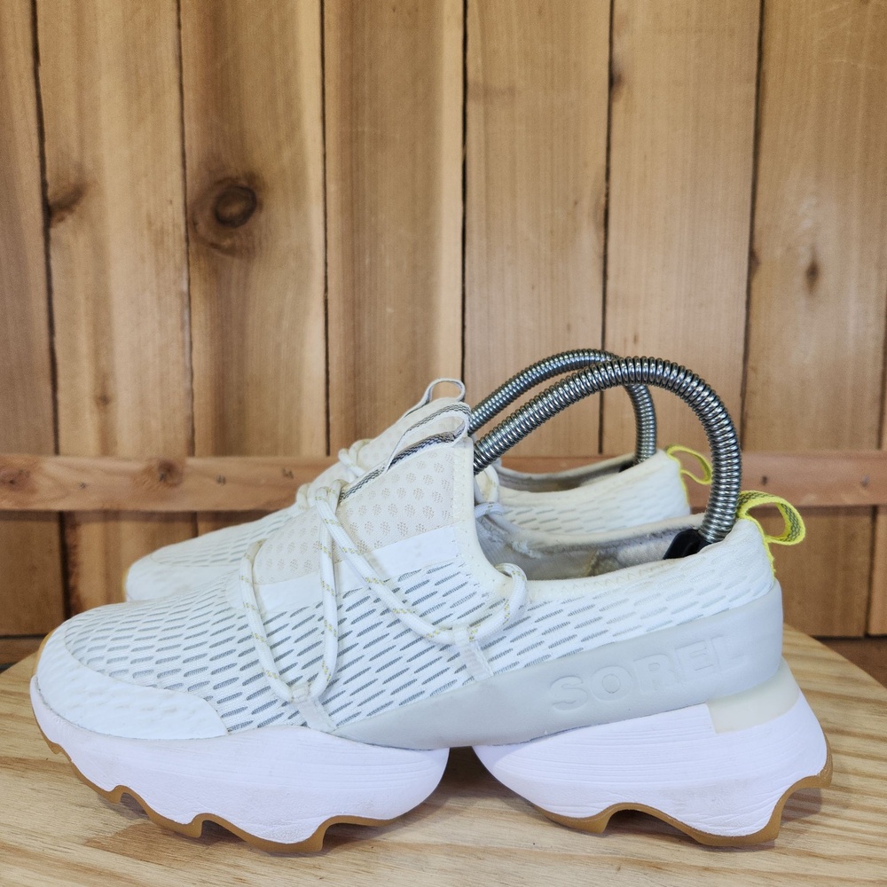 Sorel Kinetic Impact Lace Shoes Womens 7 White Comfort Walking Sneakers Athletic